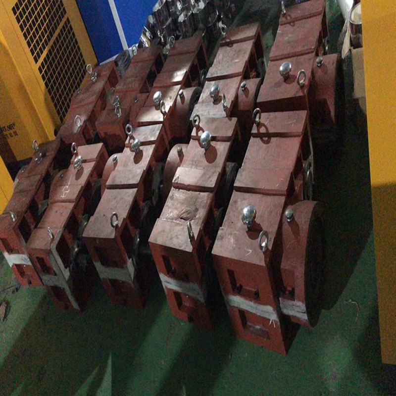塑料挤出机专用硬齿面减速机